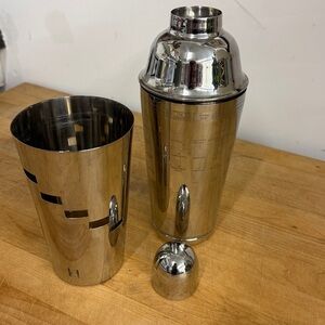 Pottery Barn Dial-a-Drink Recipe Cocktail Shaker 15 Recipes Stainless Steel